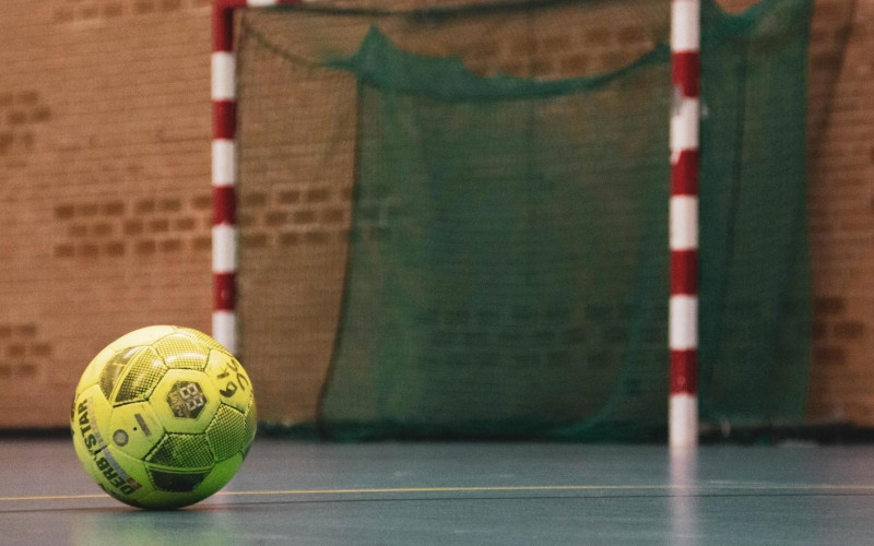 Fußballer wieder in der Halle